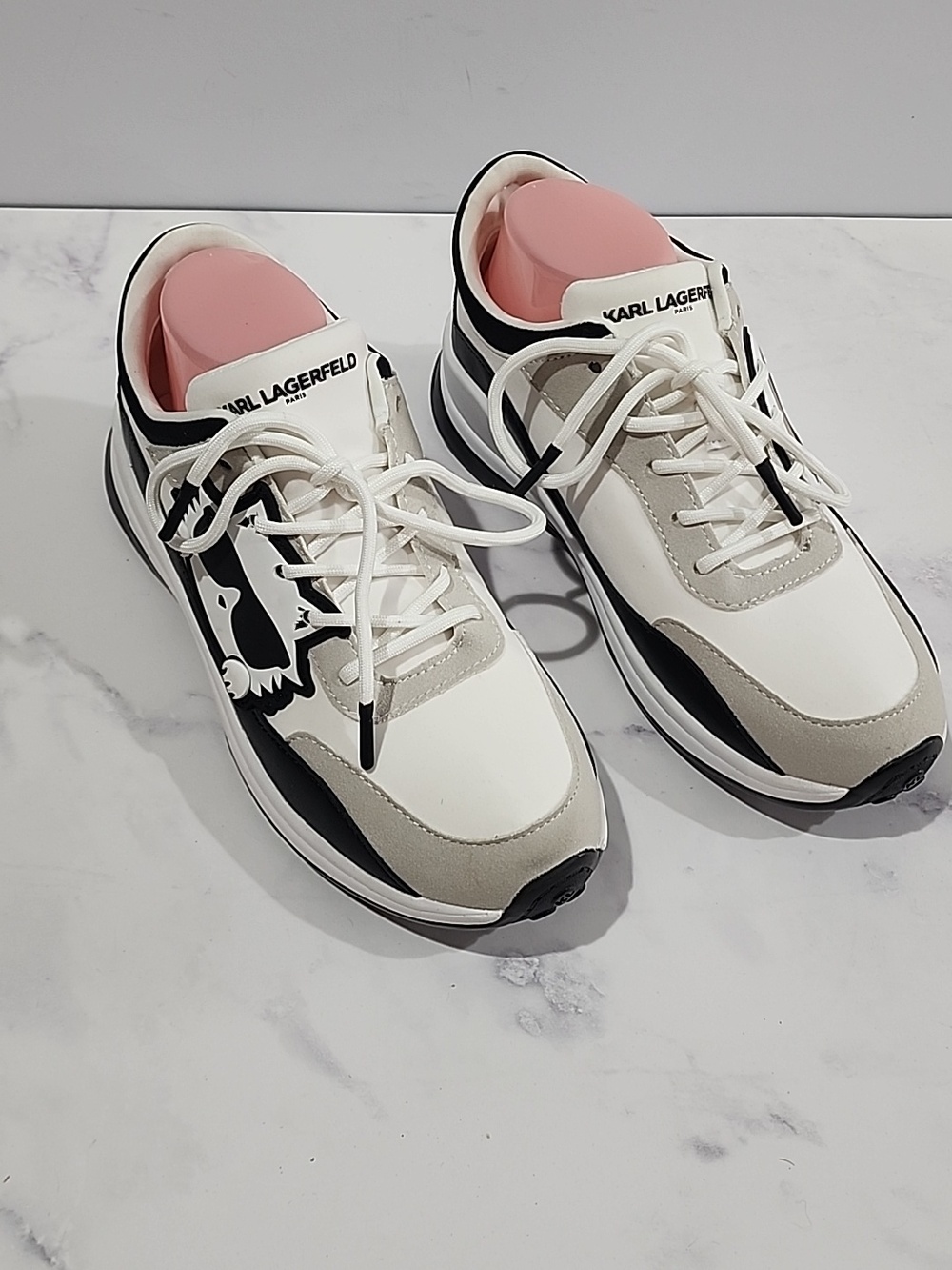 KARL LAGERFELD Stylish Women's Sneakers with Cat Design Brand New No Tag